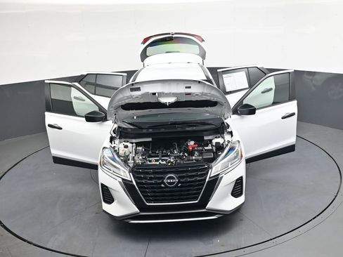 Used 2025 Nissan Kicks Play S image 46