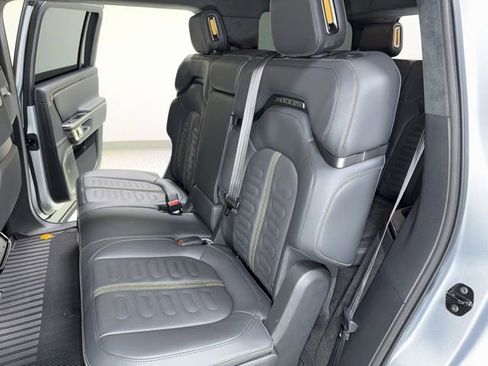 Used 2023 Rivian R1S Adventure AWD/4WD image 2