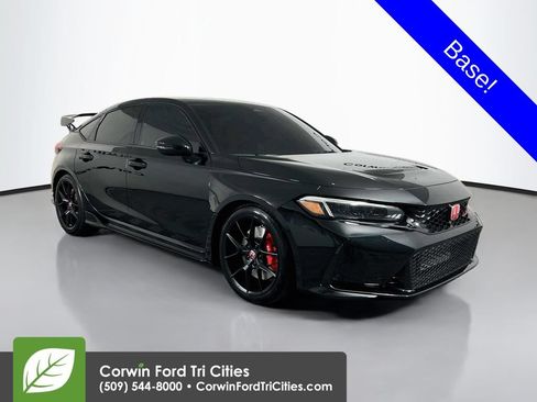 Used 2025 Honda Civic Type R image 1