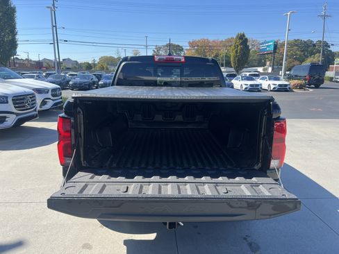 Used 2024 Chevrolet Colorado Z71 w/ Z71 Convenience Package 2 image 34