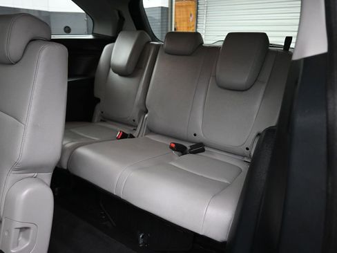 Used 2024 Honda Odyssey Touring image 43