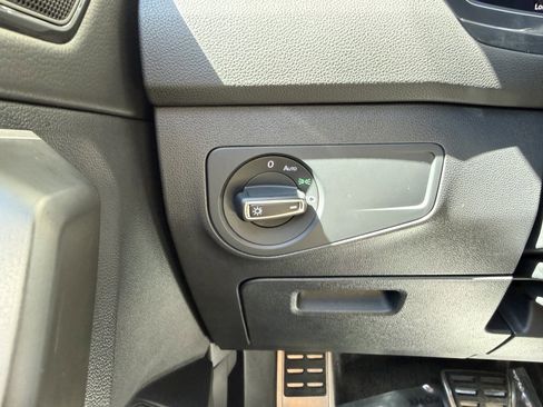 Used 2024 Volkswagen Tiguan SE R-Line FWD image 25