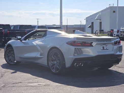 Used 2023 Chevrolet Corvette Stingray Preferred Conv w/ Z51 Performance Package RWD image 21