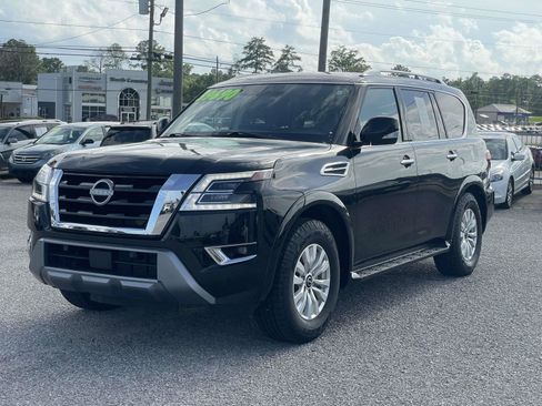 Used 2024 Nissan Armada SV AWD/4WD image 5