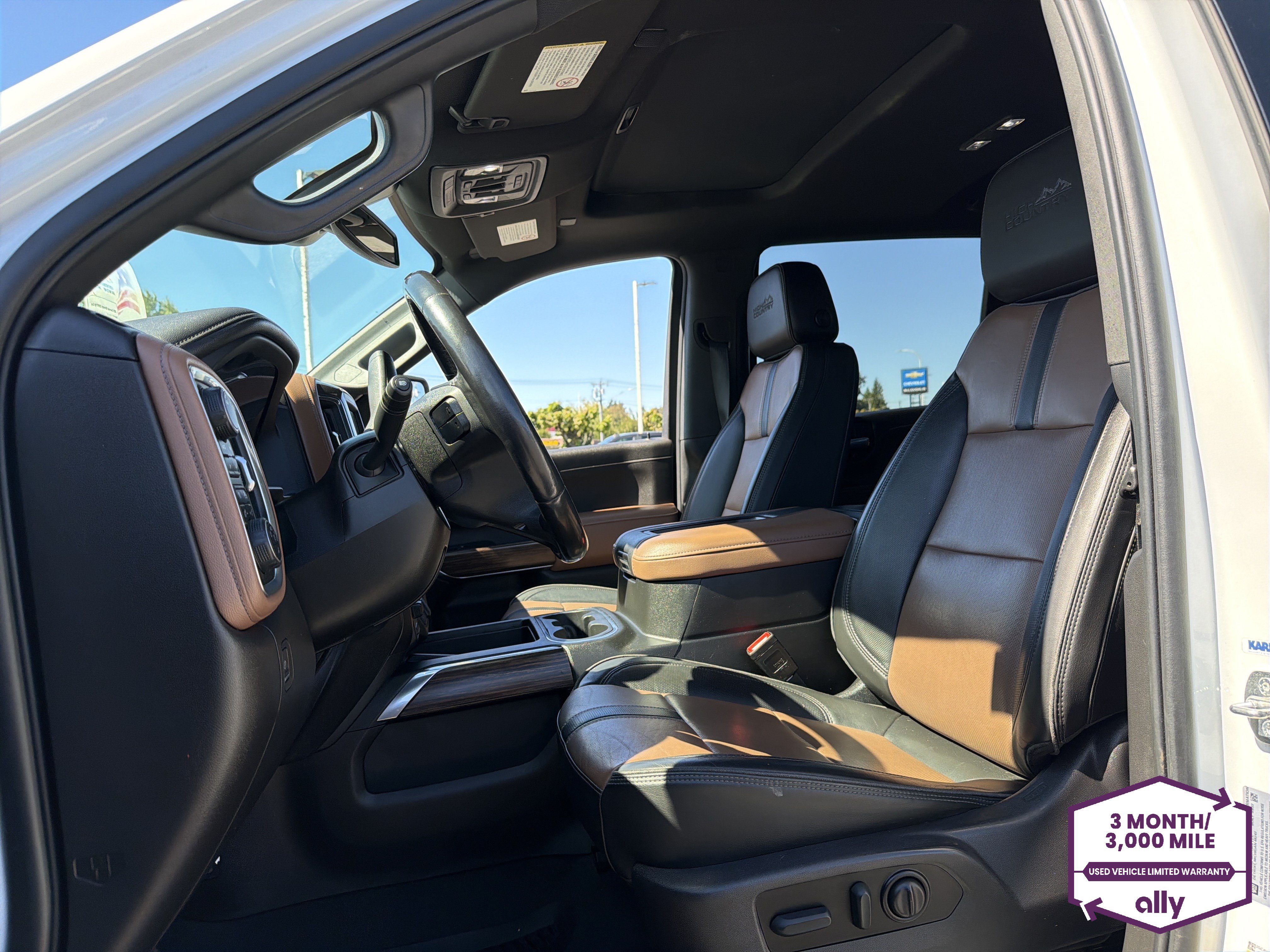 Used 2022 Chevrolet Silverado 3500 High Country w/ Safety Package II AWD/4WD image 10