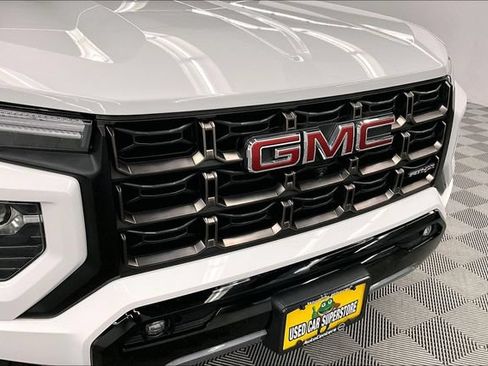 Used 2024 GMC Canyon AT4X AWD/4WD image 34
