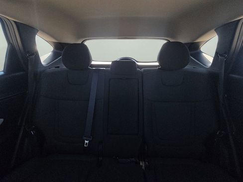 Used 2022 Hyundai Tucson SE image 15