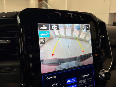 Used 2019 RAM 2500 Laramie w/ Night Edition AWD/4WD image 19