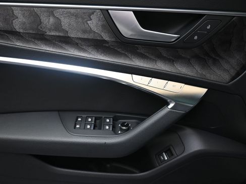 Certified 2025 Audi A6 2.0T Premium w/ Convenience Plus Package image 21