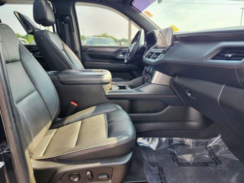 Used 2021 Chevrolet Tahoe RST w/ Luxury Package AWD/4WD image 9