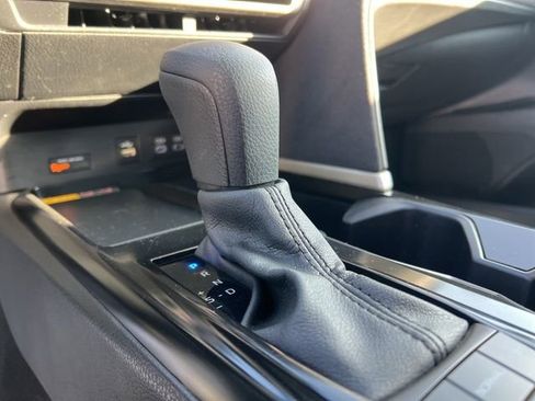 Used 2025 Toyota Camry LE image 22