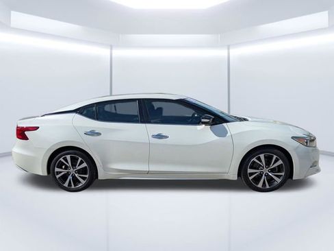 Used 2017 Nissan Maxima 3.5 SV image 3