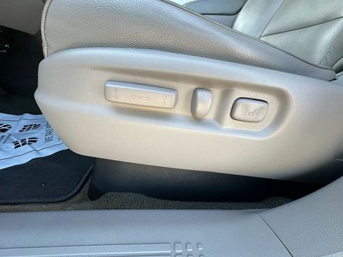 Used 2015 Honda Pilot Touring image 16
