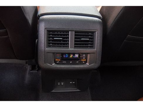 Used 2023 Volkswagen Atlas SEL Premium AWD/4WD image 19