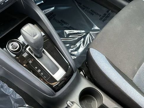 Used 2025 Nissan Versa SV image 14