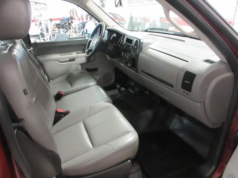 Used 2013 GMC Sierra 1500 W/T image 8
