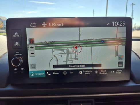 Used 2025 Honda Pilot Black Edition image 10