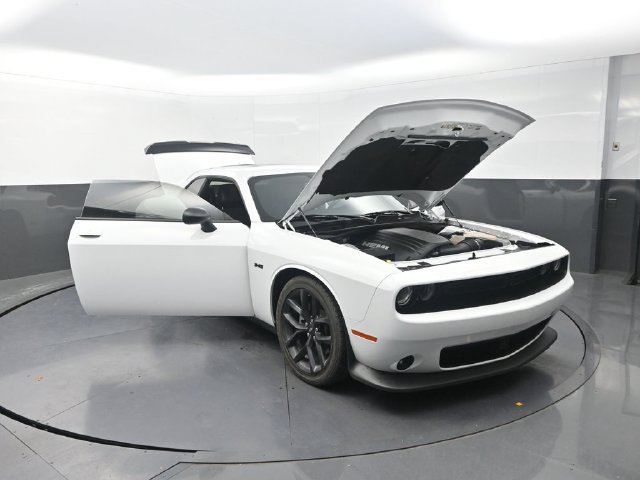 Used 2023 Dodge Challenger R/T w/ Plus Package RWD image 28