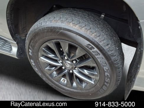 Certified 2023 Lexus GX 460 Premium w/ Premium Plus Package image 5