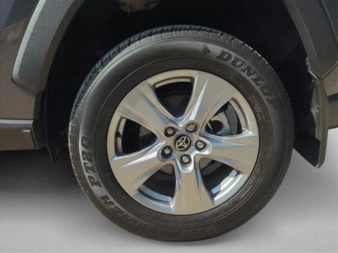 Used 2025 Toyota RAV4 XLE w/ Convenience Package FWD image 9