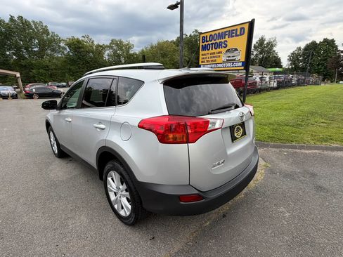 Used 2015 Toyota RAV4 Limited w/ Technology Package AWD/4WD image 7