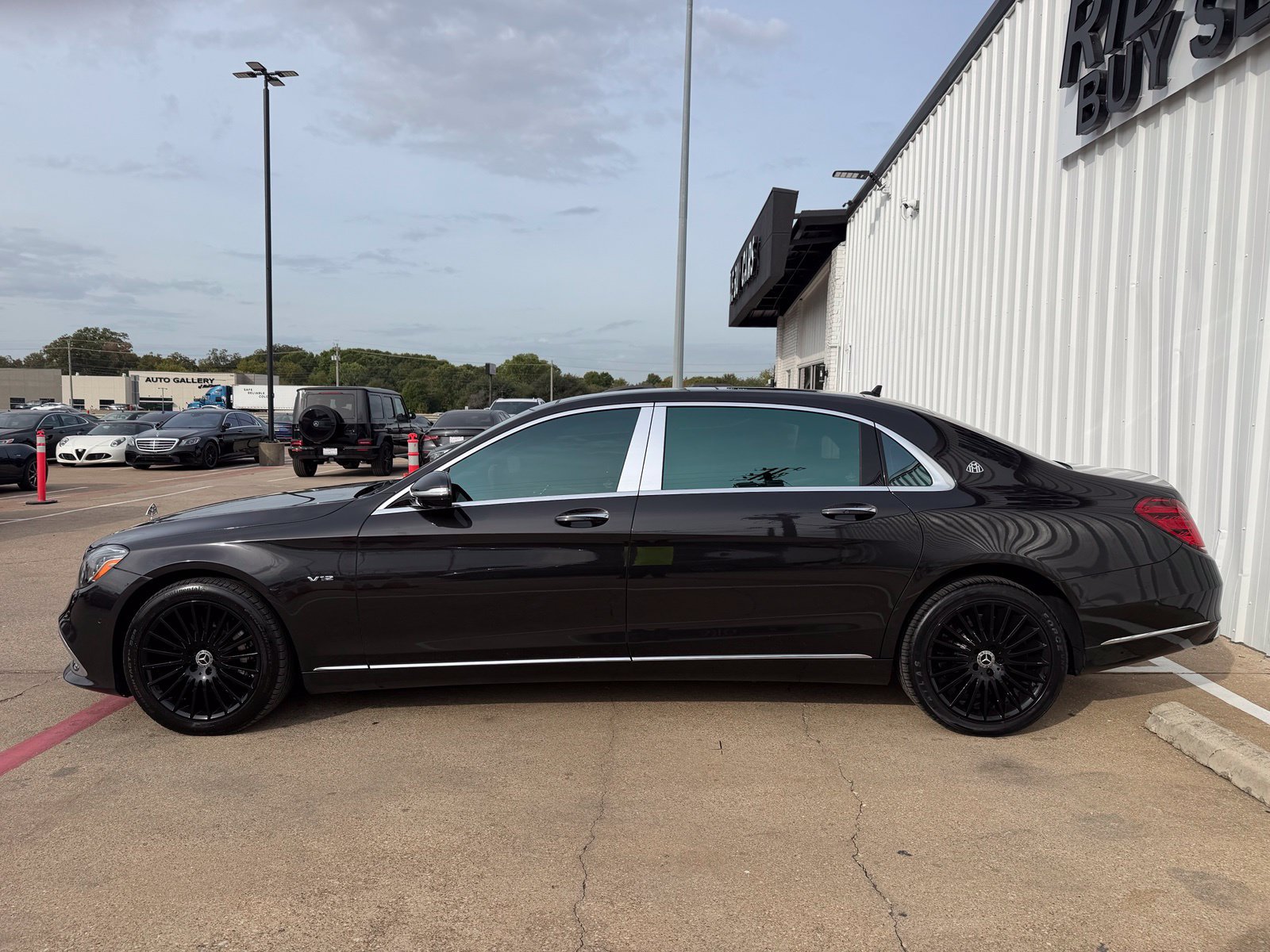 Used 2018 Mercedes-Benz Maybach S 650 image 3