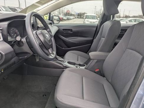 Used 2025 Toyota Corolla LE image 25