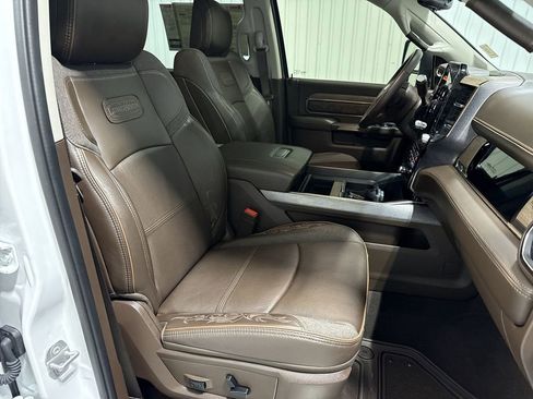 Used 2025 RAM 3500 Longhorn AWD/4WD image 29