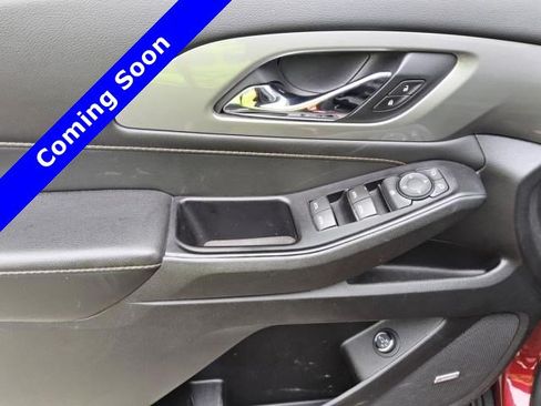 Used 2019 Chevrolet Traverse LT w/ LT Premium Package FWD image 7
