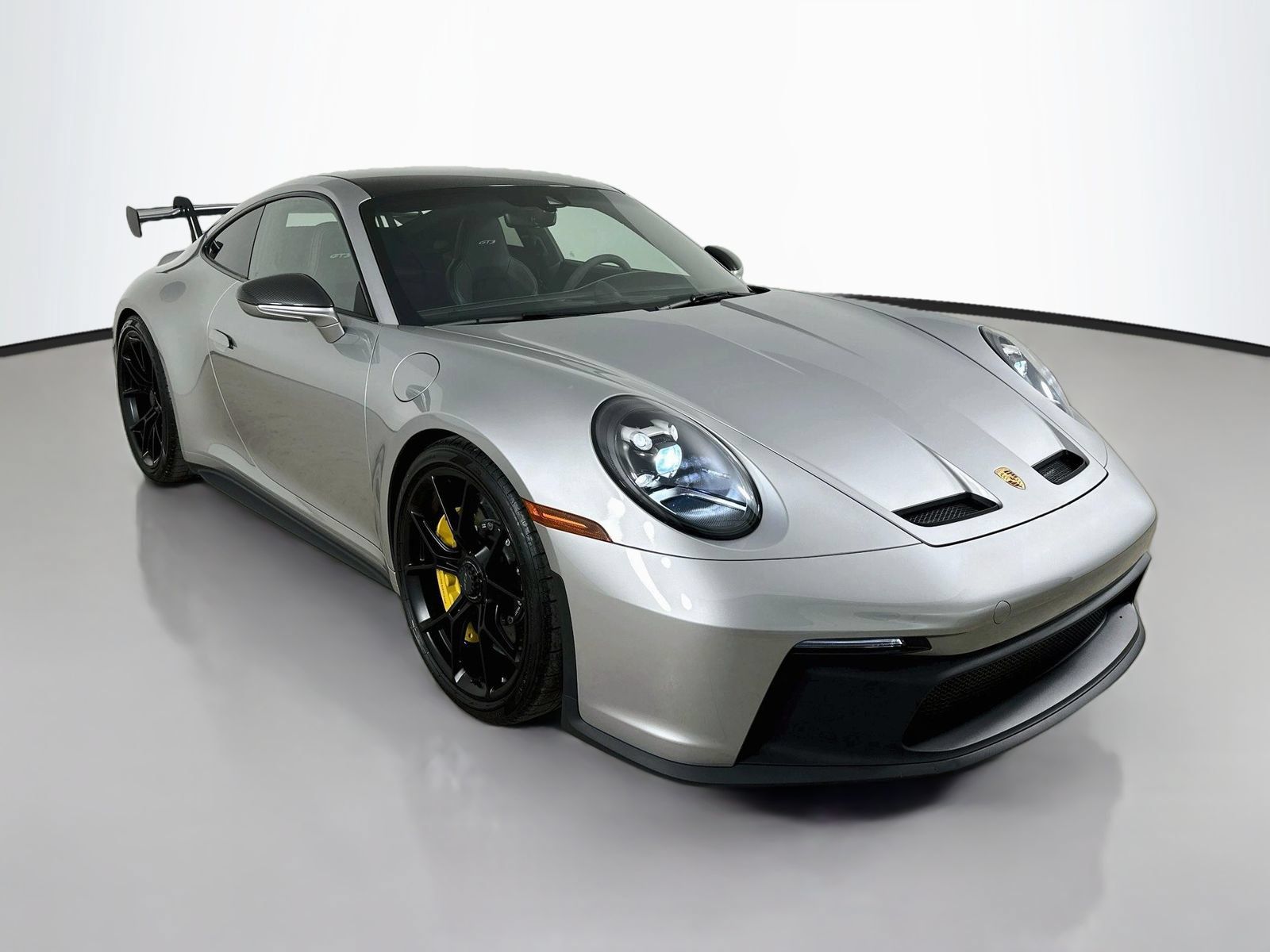 Used 2024 Porsche 911 GT3 RWD image 3