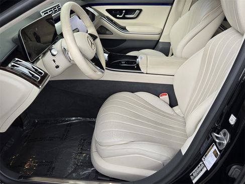 Used 2023 Mercedes-Benz S 500 4MATIC image 10
