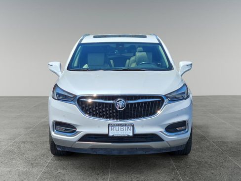Used 2018 Buick Enclave Premium w/ Trailering Package AWD/4WD image 2