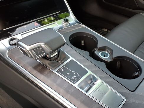 Used 2025 Audi A6 3.0T Premium image 18