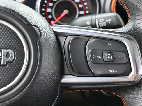 Used 2022 Jeep Gladiator Mojave w/ LED Lighting Group AWD/4WD image 16