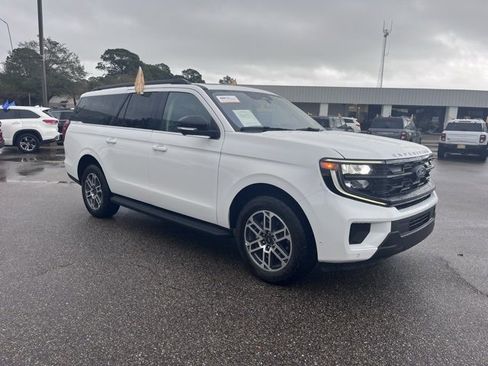 Certified 2025 Ford Expedition Max Active image 2