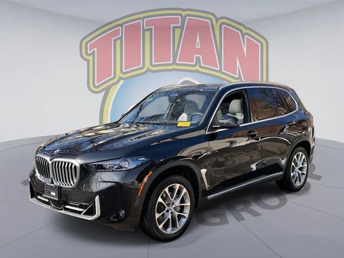 Used 2026 BMW X5 xDrive40i w/ Premium Package image 1
