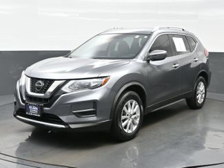 Used 2020 Nissan Rogue SV image 1