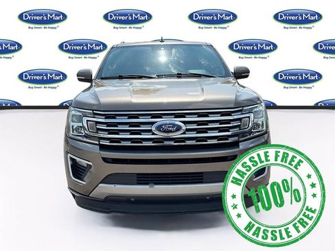 Used 2018 Ford Expedition Max Limited w/ Equipment Group 301A RWD image 2
