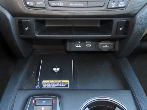 Used 2024 Honda Passport TrailSport image 22