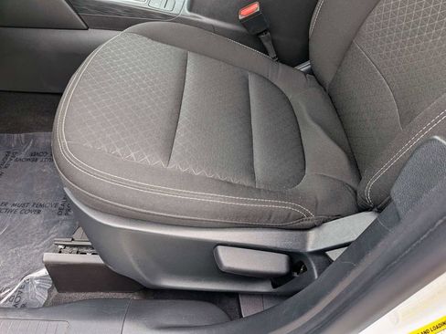 Used 2025 Ford Escape ST-Line FWD image 22