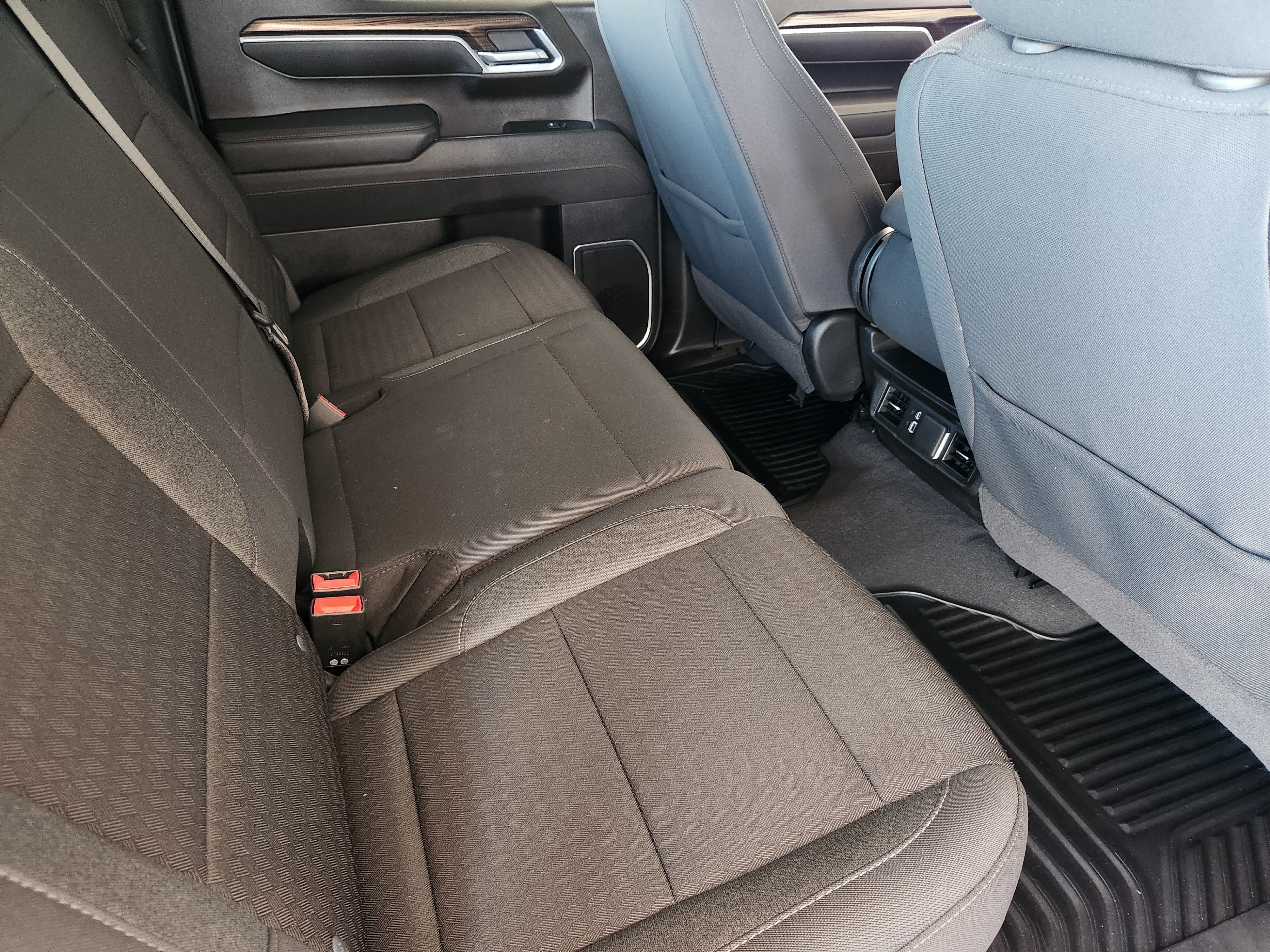 Used 2026 Chevrolet Silverado 1500 RST RWD image 33
