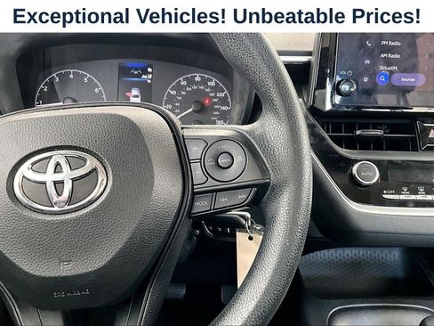 Used 2023 Toyota Corolla LE FWD image 25