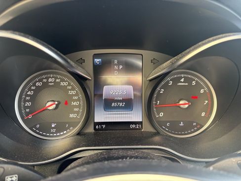 Used 2019 Mercedes-Benz GLC 300 image 13