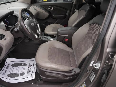 Used 2012 Hyundai Tucson GLS image 9