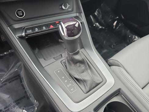 Certified 2025 Audi Q3 2.0T Premium w/ Convenience Package image 22