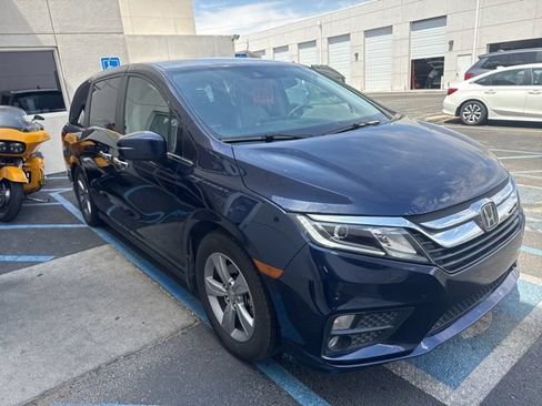 Used 2018 Honda Odyssey EX image 1