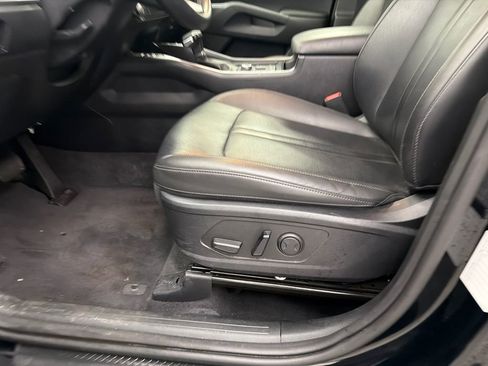 Used 2024 Kia Sorento S image 10