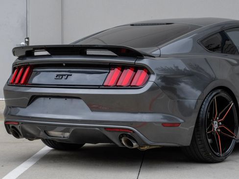 Used 2017 Ford Mustang GT w/ Black Accent Package image 9