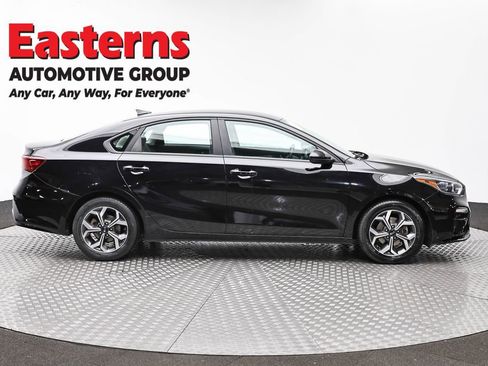 Used 2020 Kia Forte LXS FWD image 4