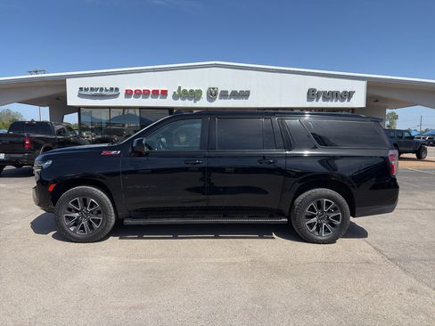 Certified 2021 Chevrolet Suburban Z71 AWD/4WD image 9